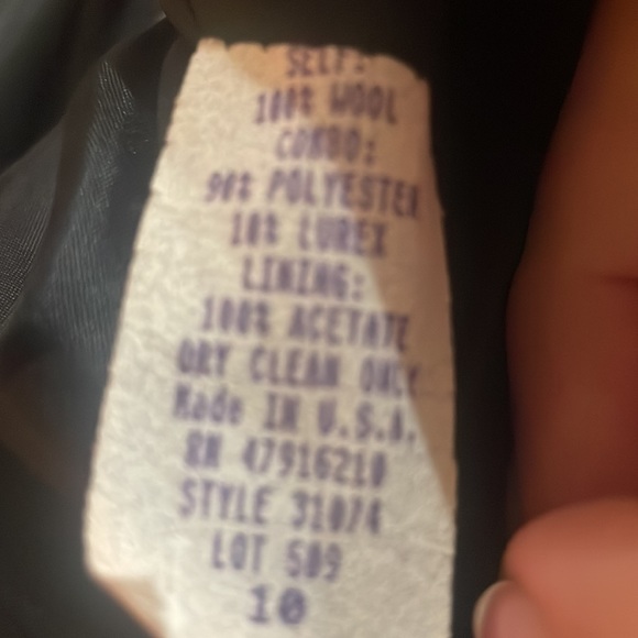 GORGEOUS VINTAGE Black and Golden trimmed blazer.. FANTASTIC!! SIZE 10 - Picture 3 of 11